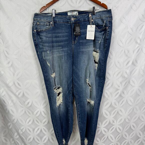 Torrid Girlfriend Fishnet Vintage Stretch Medium Wash Jeans Size 20 NWT - Picture 8 of 13